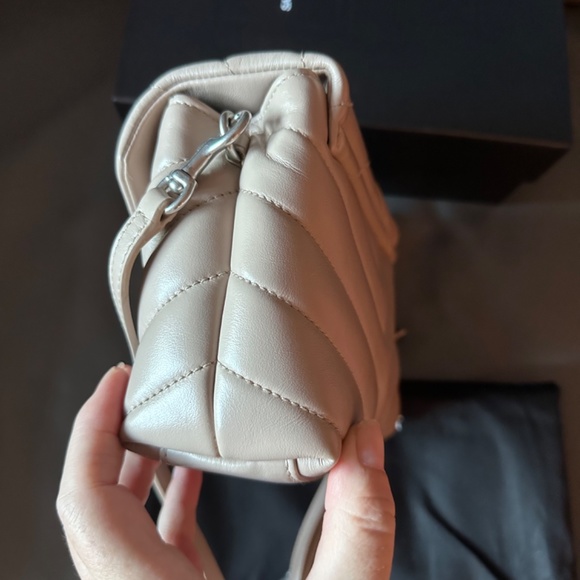 YSL Loulou Toy - Picture 7 of 17